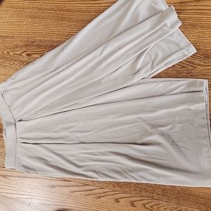 Uniqlo wide leg crops